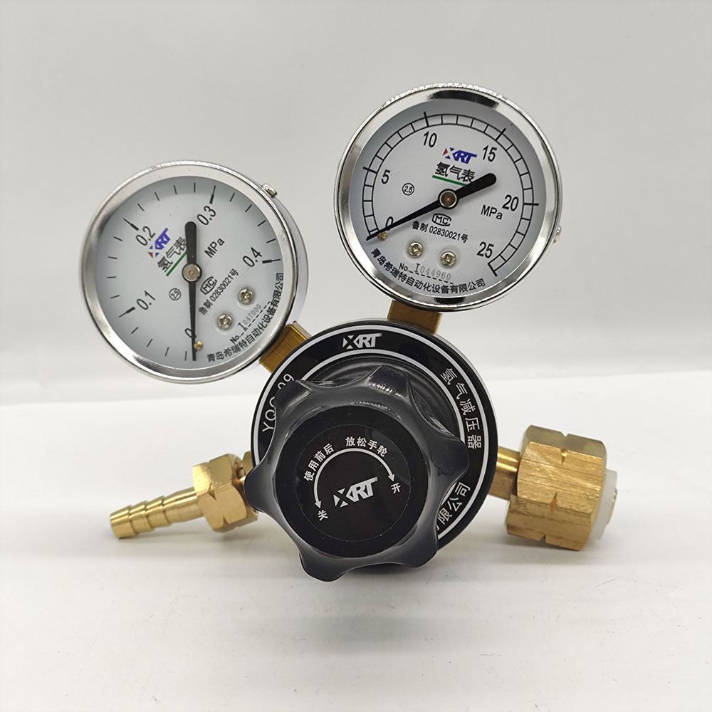 氫氣減壓器YQQ-09，0.4x25mpa.jpg